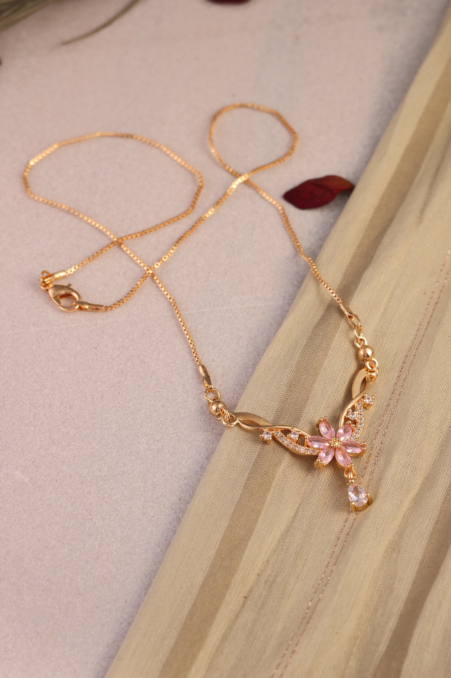 Floral Stone Pendant Chain Necklace