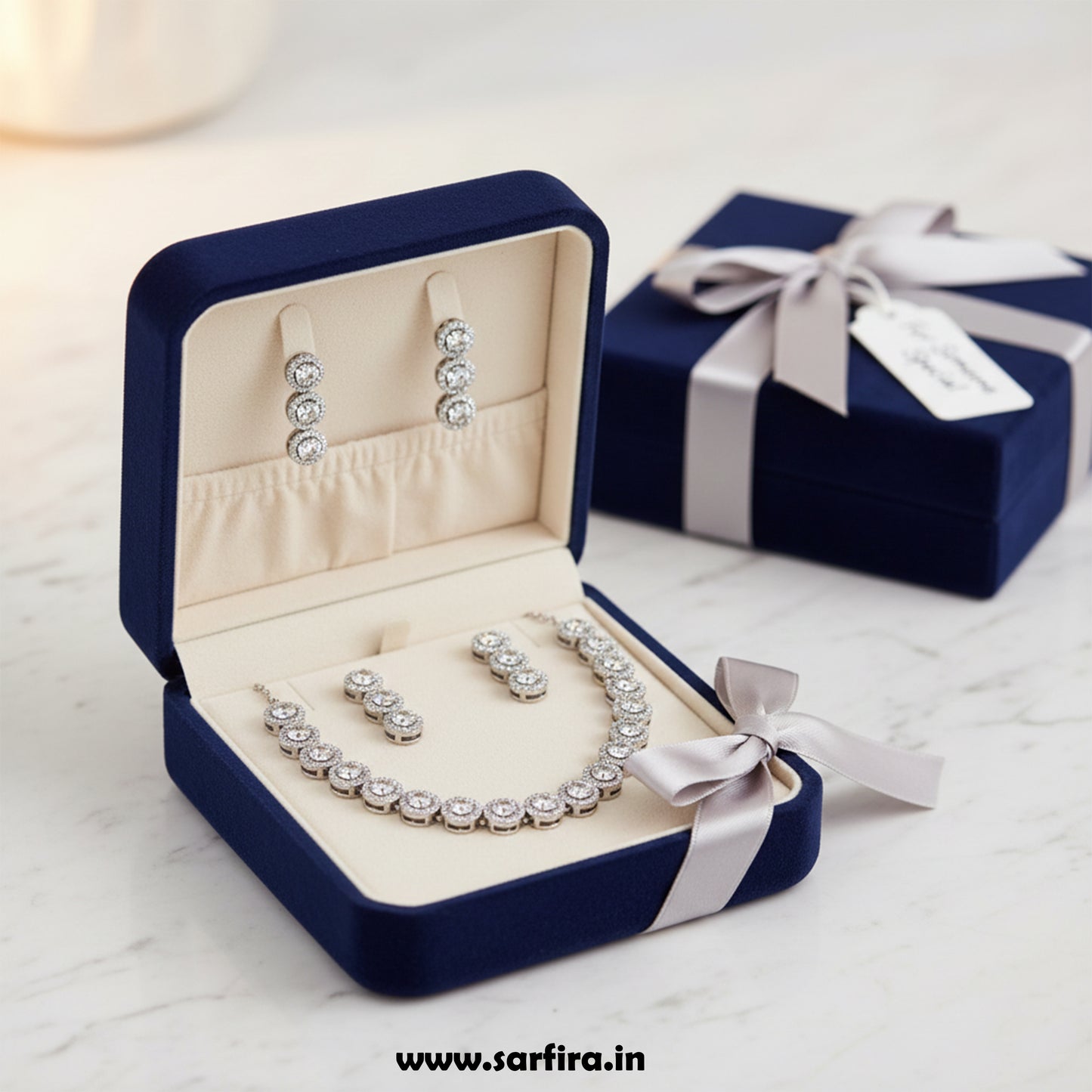 White Round Shape Choker Necklace Set