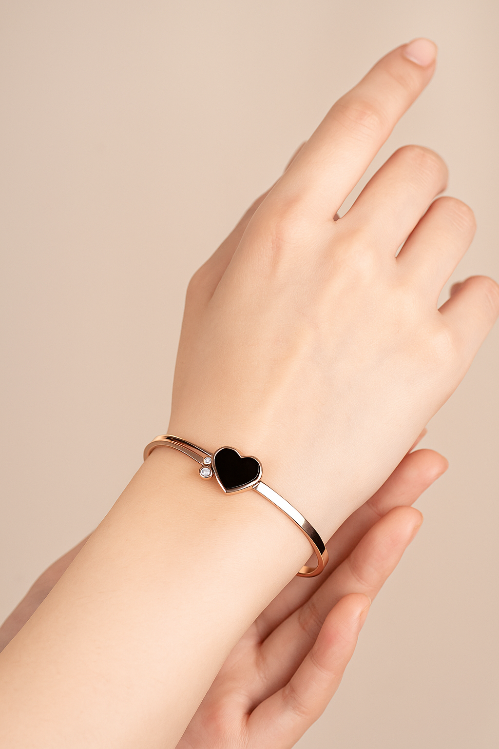 Black Heart Rose Gold Bracelet