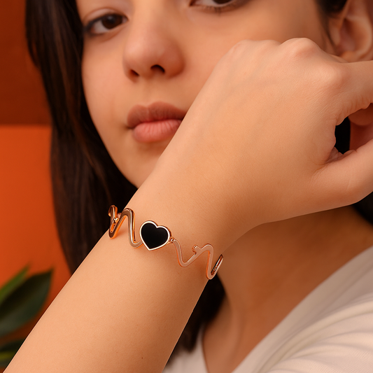 Heartbeat Black Heart Bracelet