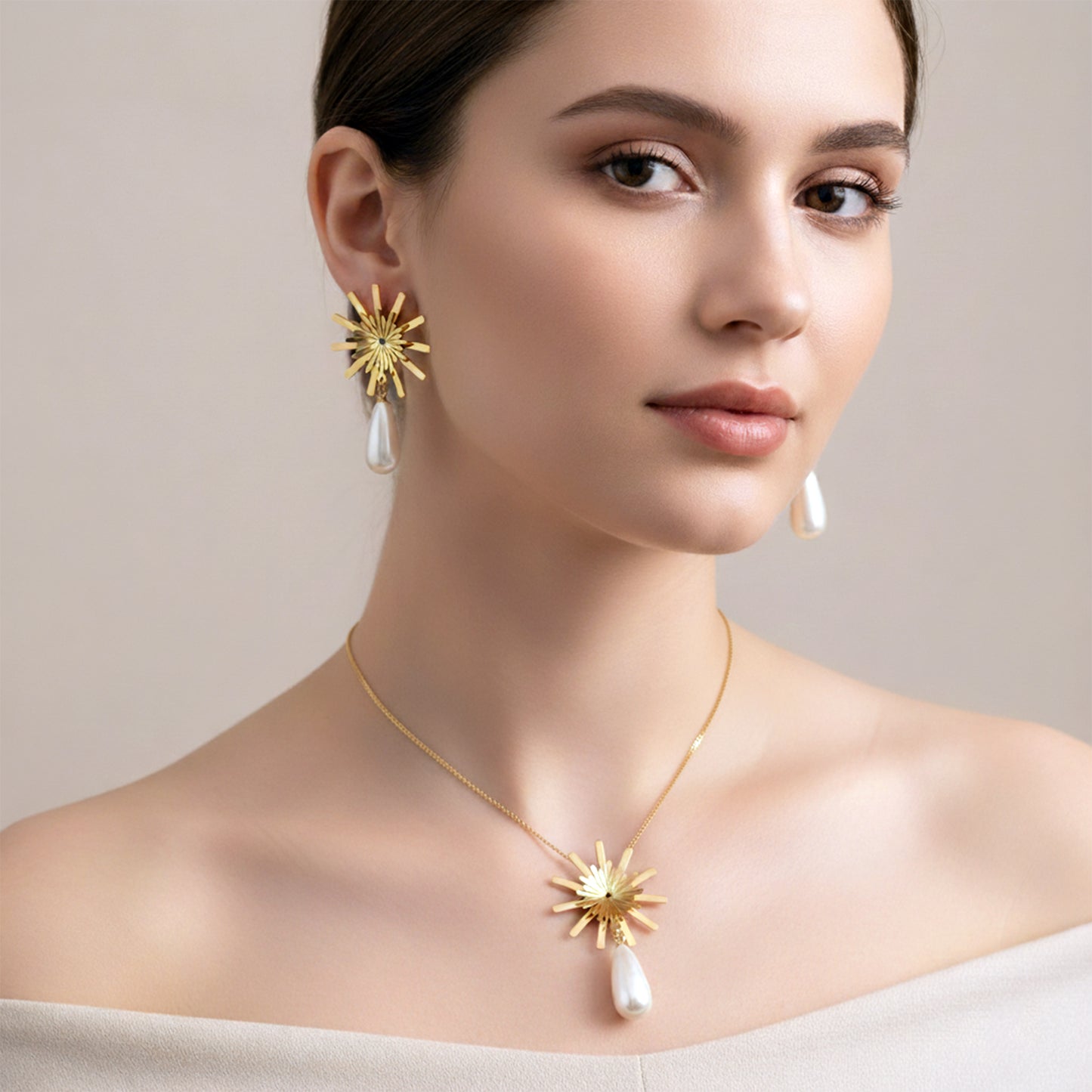 Anti-Tarnish Gold Starburst Pendant & Pearl Drop Set