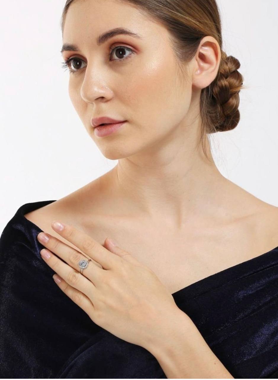 Classic Silver Diamond Finger Ring – Bridal & Party Wear