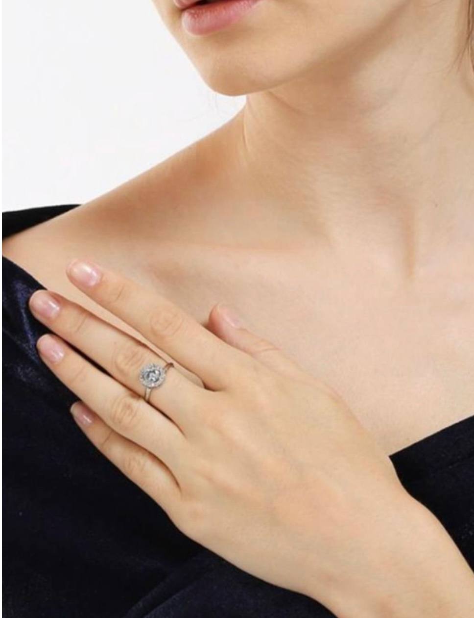 Classic Silver Diamond Finger Ring – Bridal & Party Wear