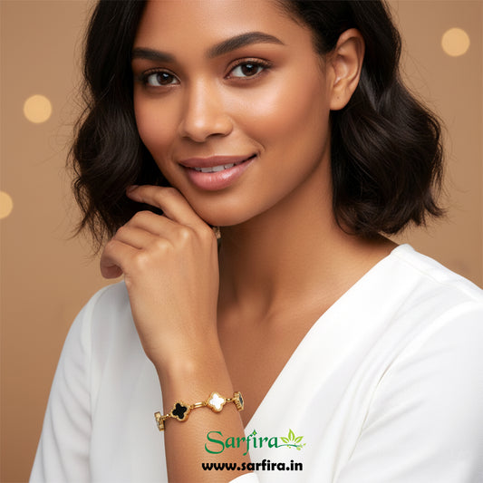 Black & White Clover Station Link Bracelet