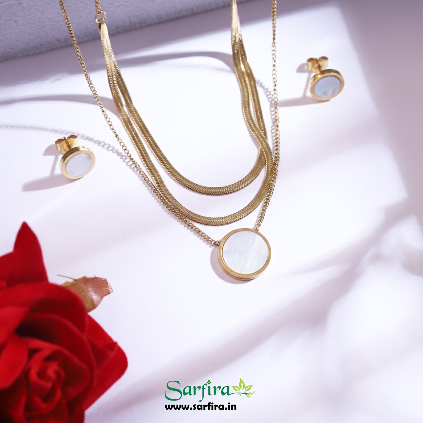 3 Layered Snake Round Necklace Set
