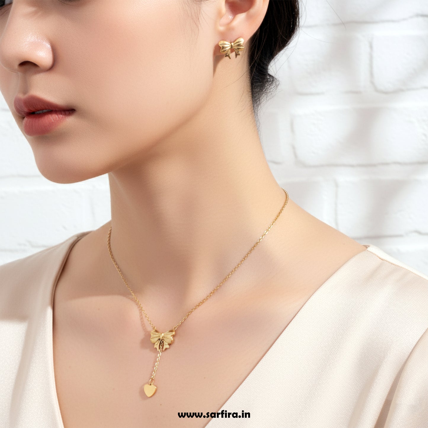 Gold Bow Tie Lariat Necklace & Stud Set