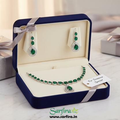 Big Pear Drop Wedding Necklace (Green)