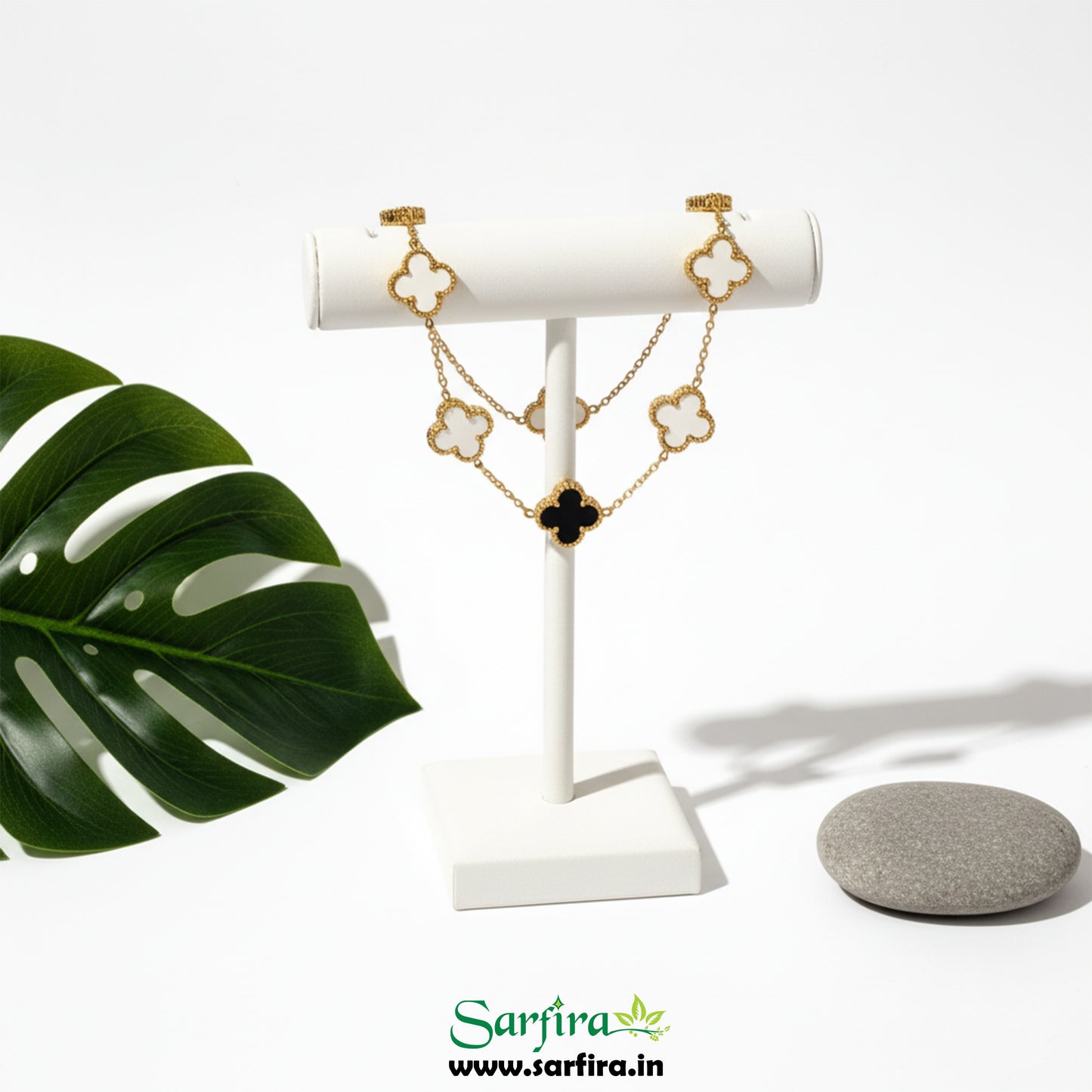 Black & White Flower Station Bracelet