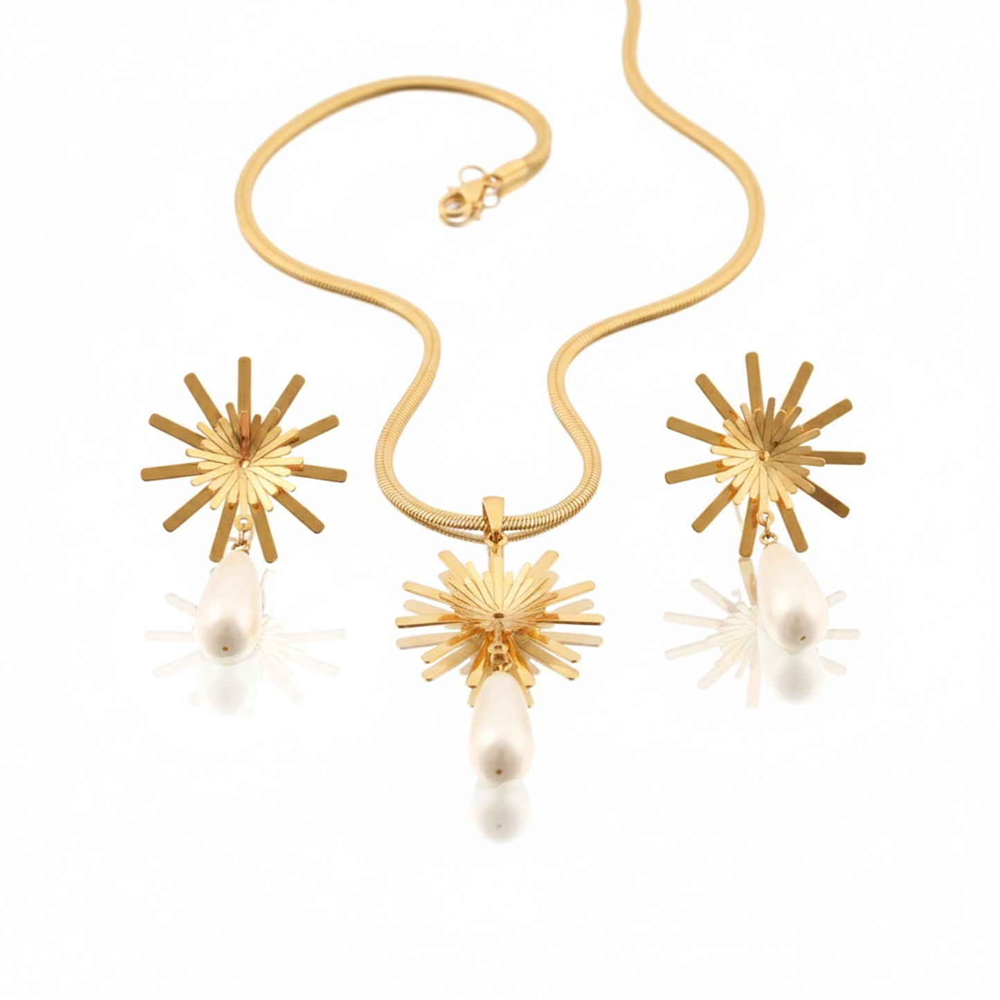Anti-Tarnish Gold Starburst Pendant & Pearl Drop Set