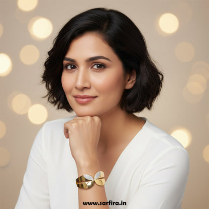 Two Side Leaf Overlap Cuff Bracelet (Kada)