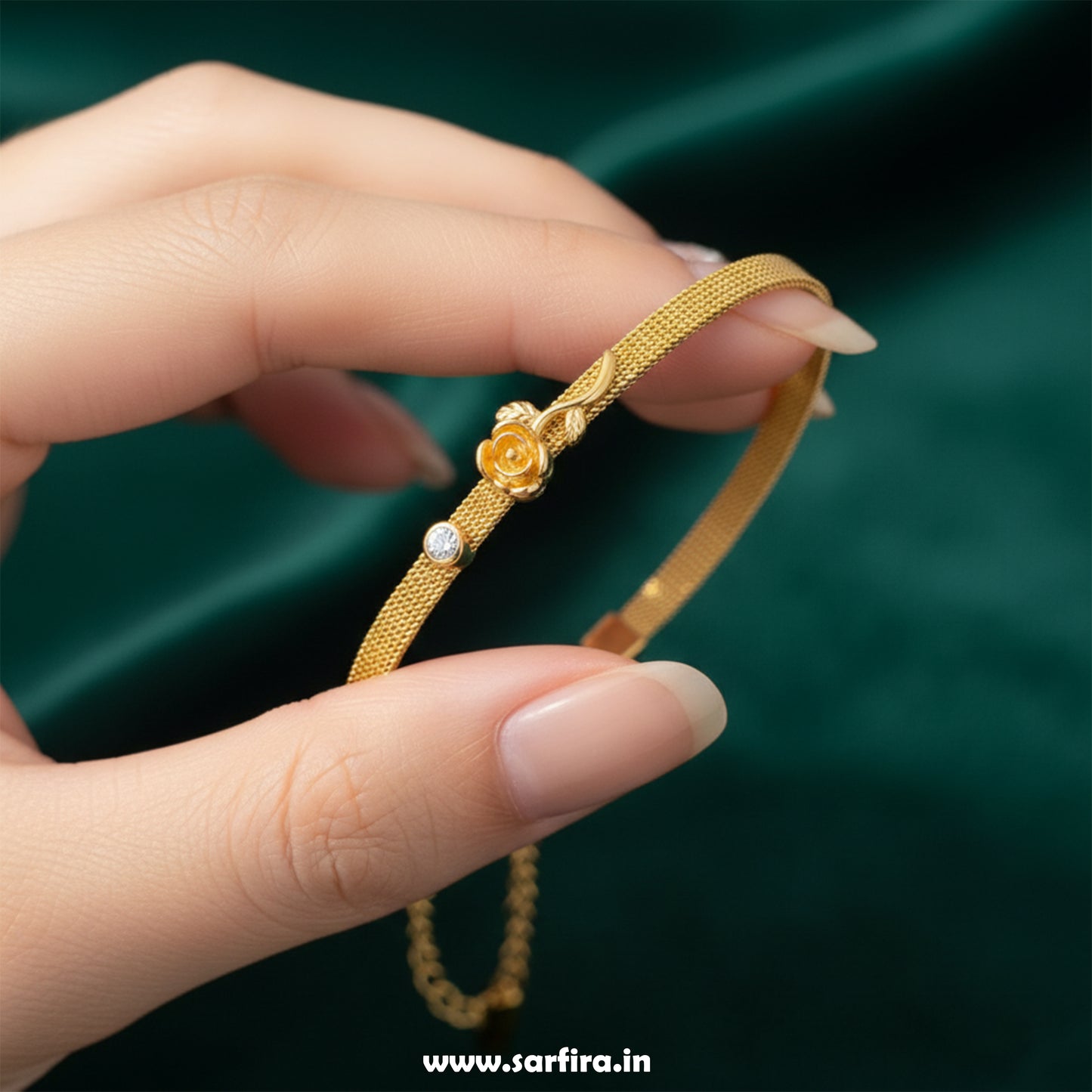 Rose Charm Mesh Bracelet