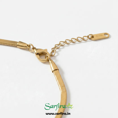 Rose Charm Mesh Bracelet