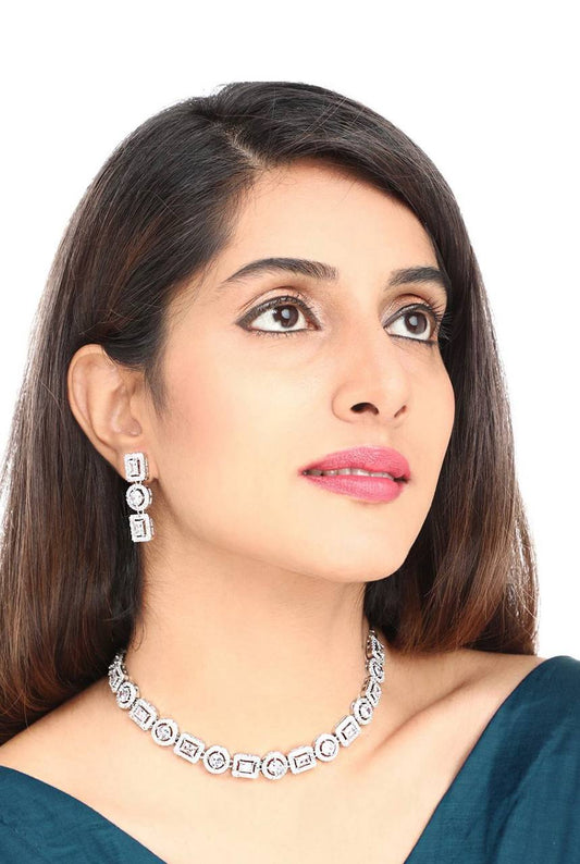 Luxury White Crystal Necklace & Earring Set – Women’s Jewelry