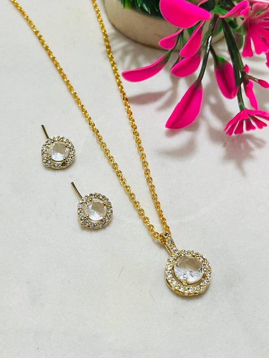 Atarangi Gold Round Crystal Pendant & Stud Earring Set For Women