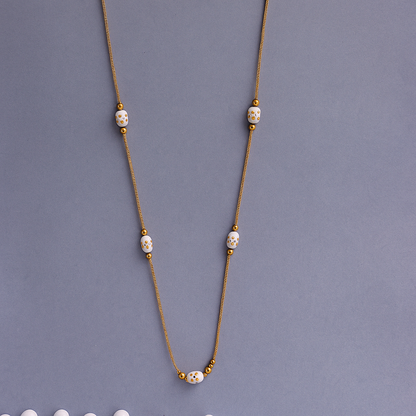 White Beaded Elegant Chain Necklace