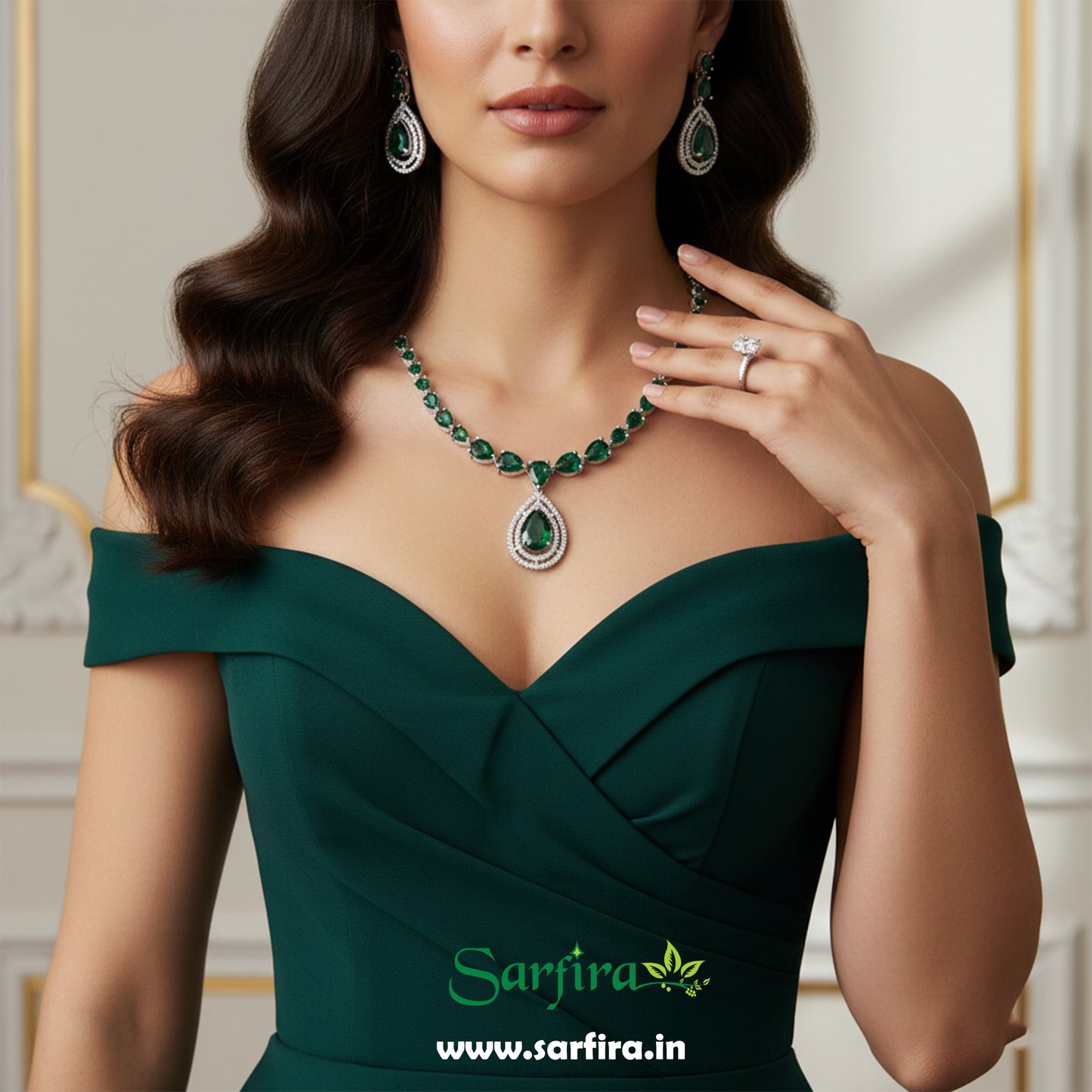 Big Pear Drop Wedding Necklace (Green)