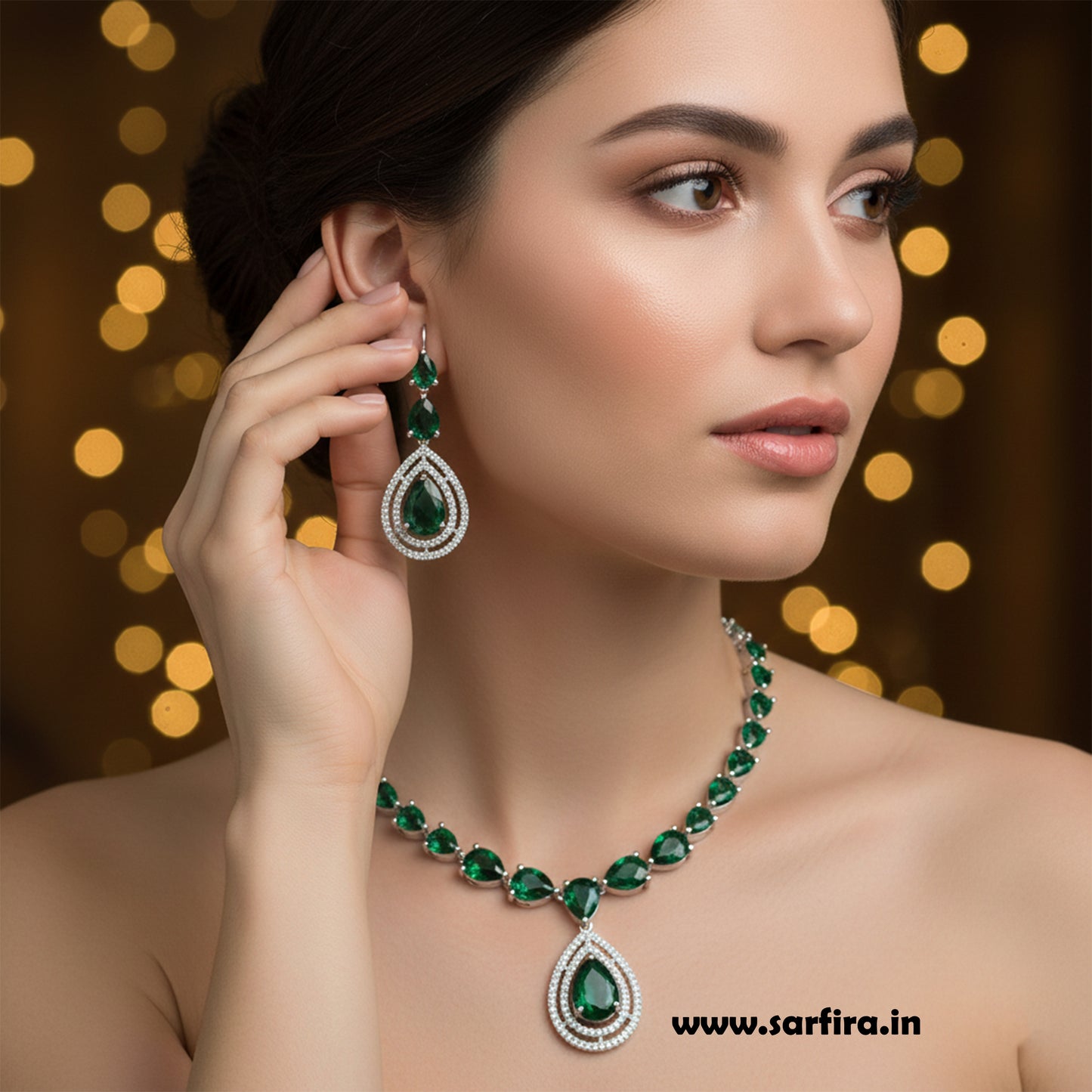 Big Pear Drop Wedding Necklace (Green)