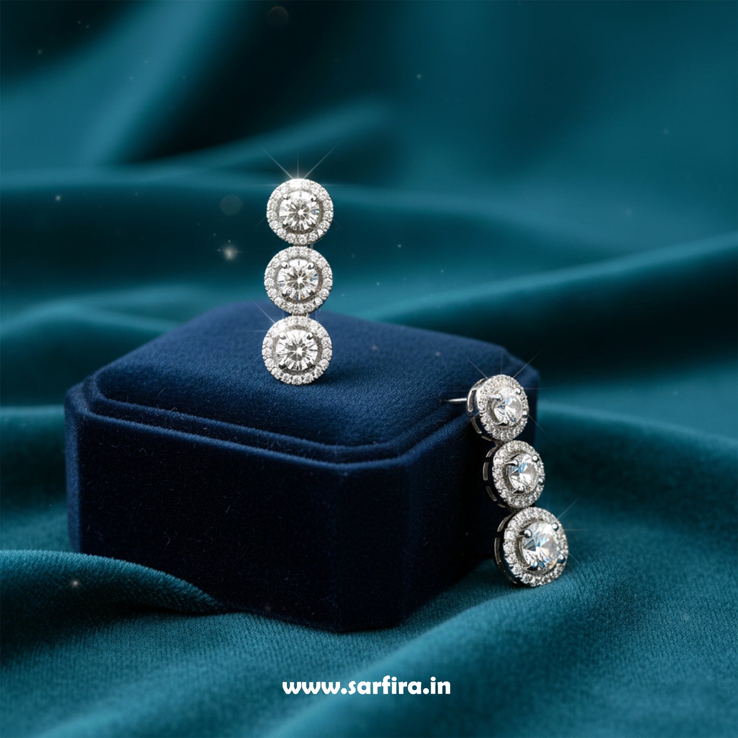 White Round Shape Choker Necklace Set