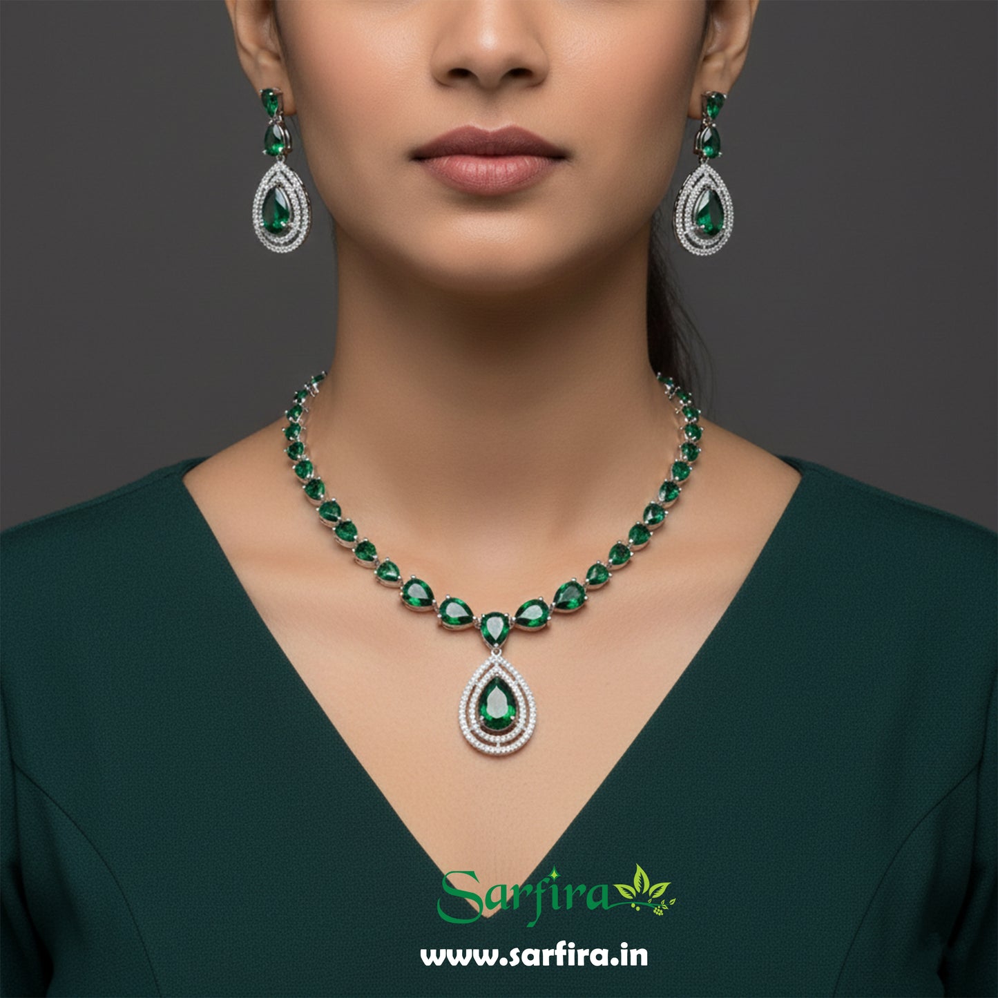 Big Pear Drop Wedding Necklace (Green)