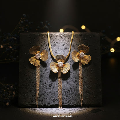 Anti-Tarnish Gold Flower Tassel Necklace & Earring Set