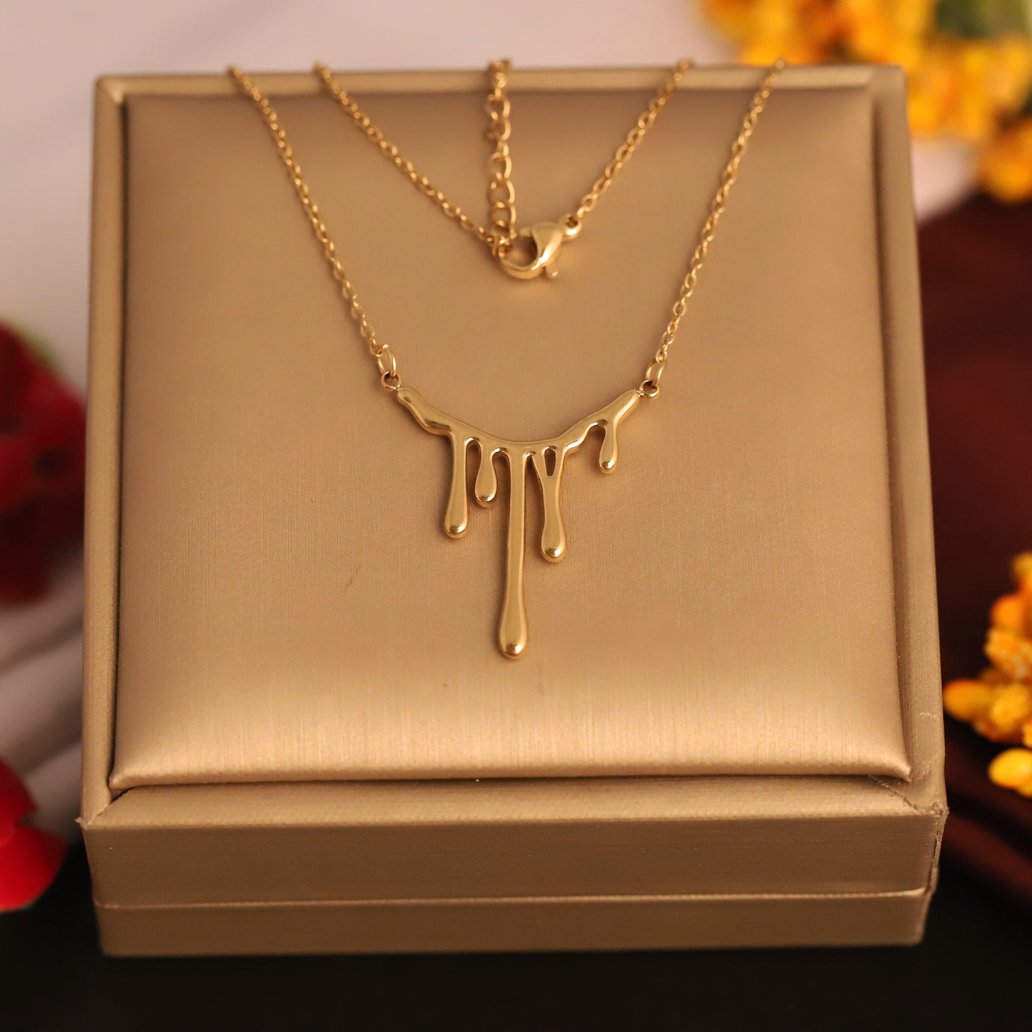 Anti-Tarnish Gold Drip Pendant Chain Necklace